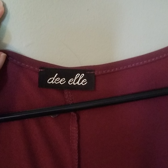 Maroon wrap around dress - Picture 3 of 4